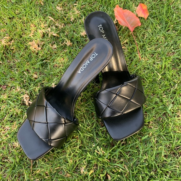 BLACK WOMEN FAUX LEATHER MULES - Picture 4 of 4